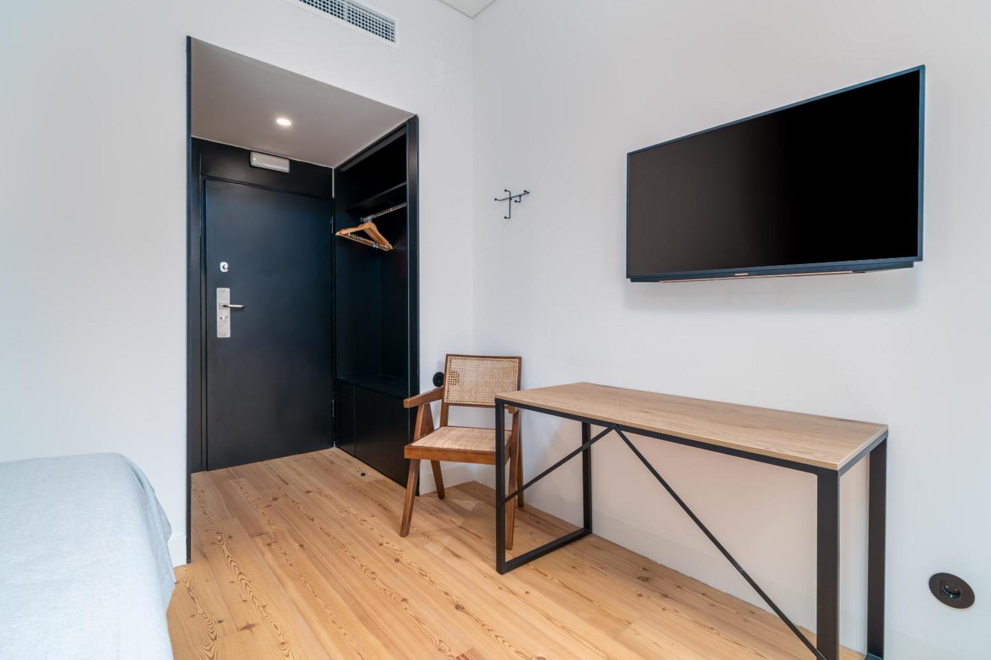 Limehome Porto Rua Das Oliveiras Room photo