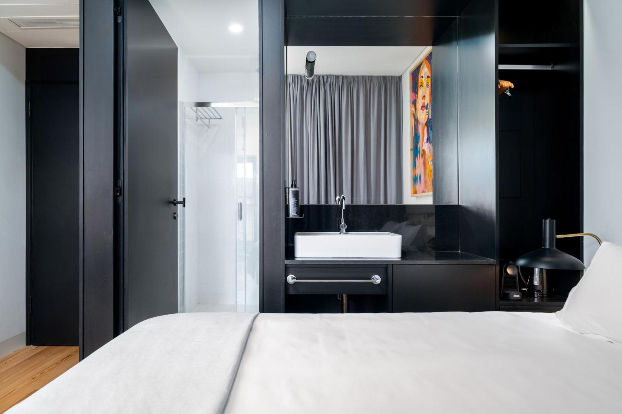 Limehome Porto Rua Das Oliveiras Room photo